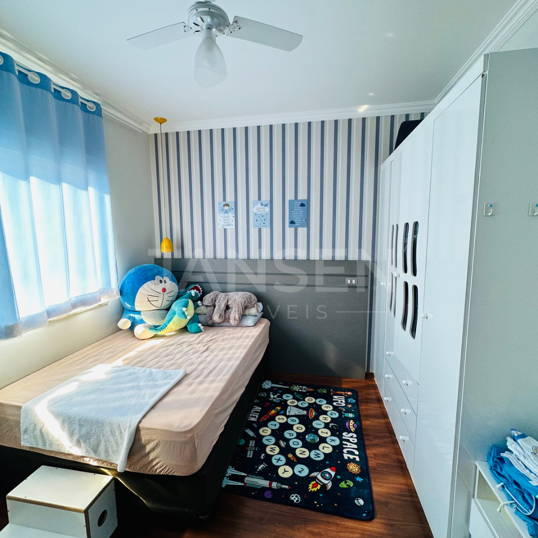 Imagens do imóveis Casa Térrea De Alto Paradão Em Condomínio Fechado