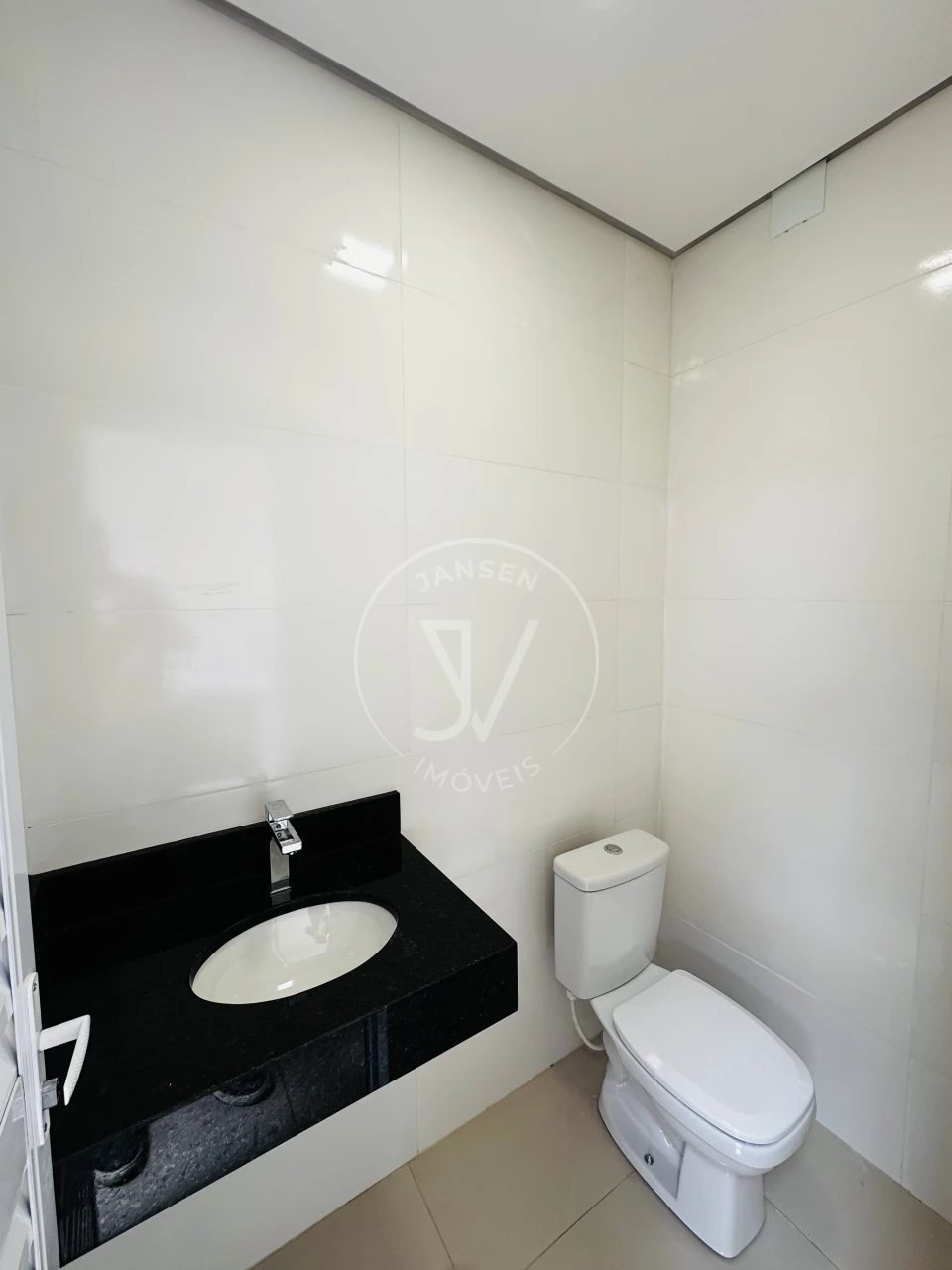 Imagens do imóveis Casa De Alto Padrão A Venda