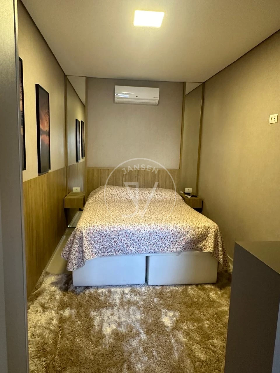 Imagens do imóveis Casa De Alto Padrão Em Condomínio Fechado