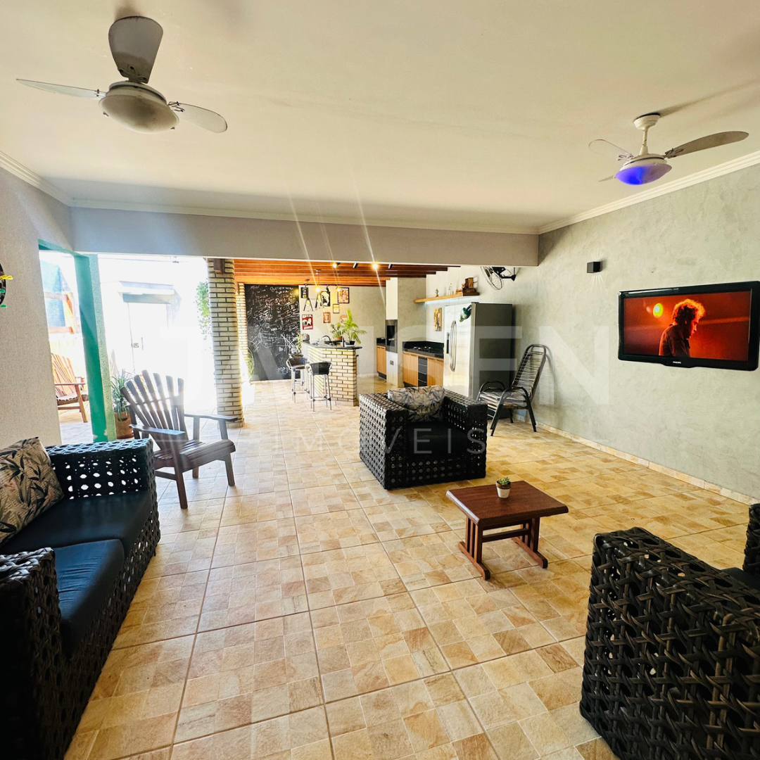 Imagens do imóveis Casa térrea de alto padrão com piscina e amplo espaço gourmet a venda Setor 1 Ibiporã