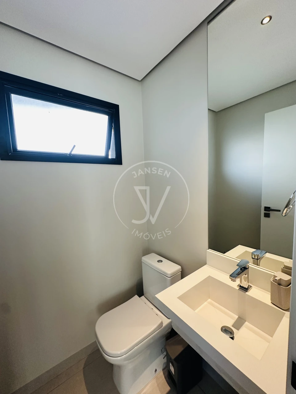 Imagens do imóveis Casa A Venda Condomínio Royal Boulevard Em Ibiporã