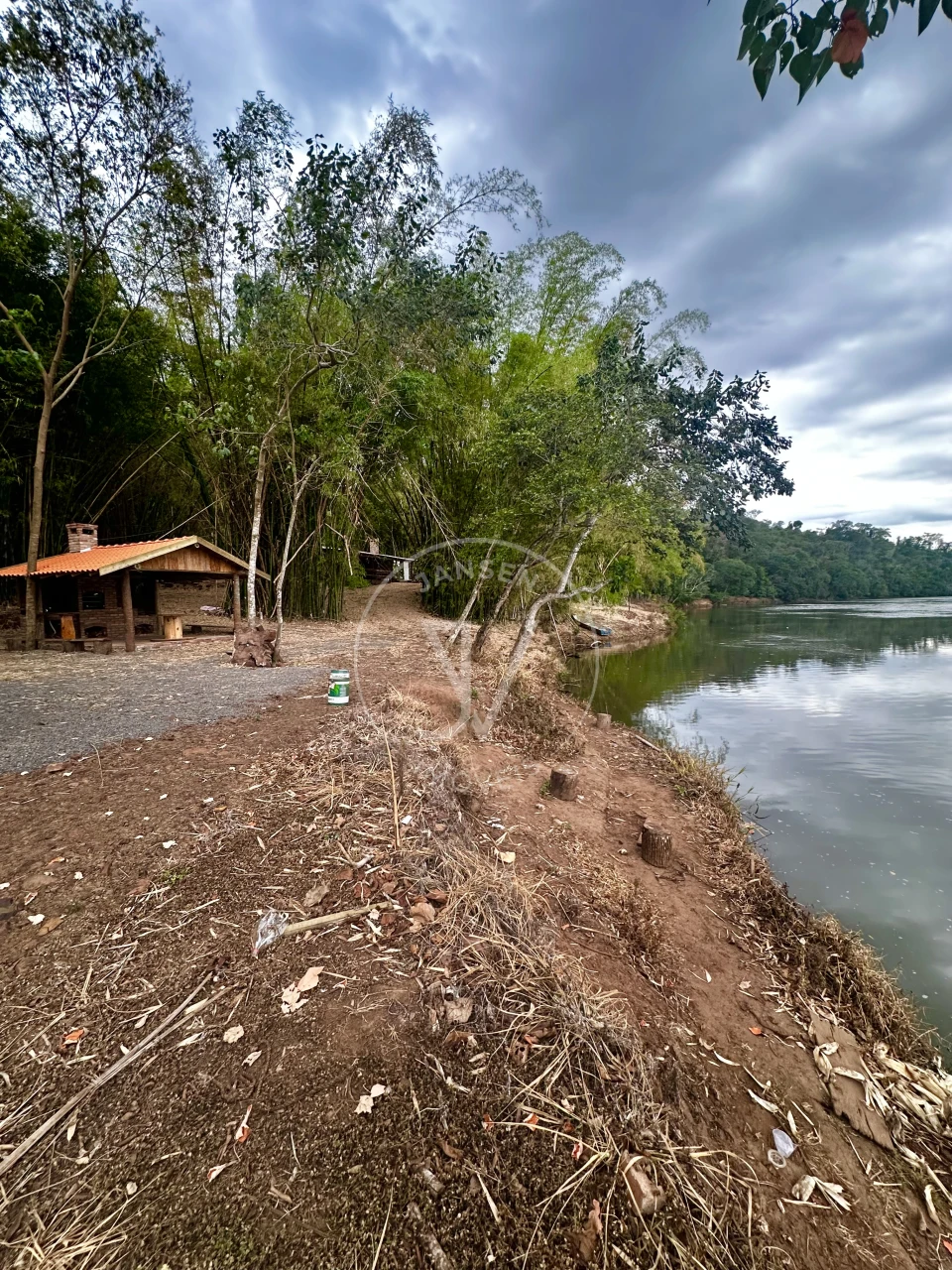 Imagens do imóveis Chácara Com Fundo Para Rio Tibagi