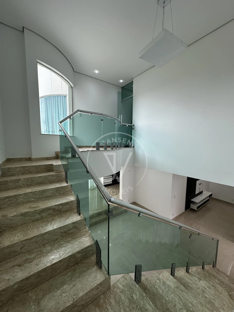 Imagens do imóveis Casa De Alto Padrão a Venda Em Condomínio Fechado