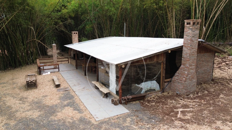 Imagens do imóveis Chácara Com Fundo Para Rio Tibagi