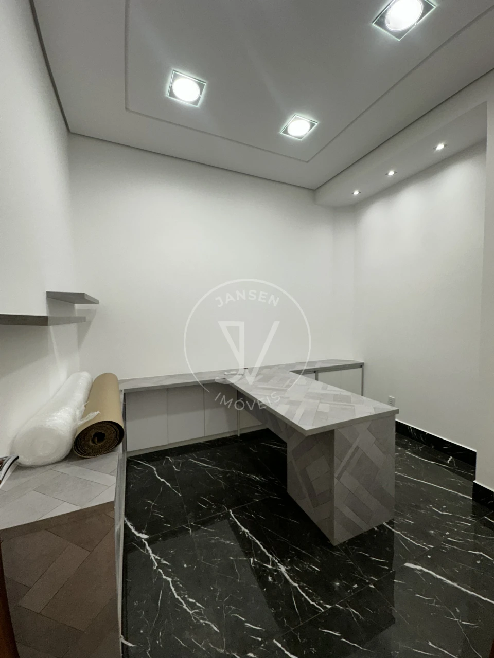 Imagens do imóveis Casa De Alto Padrão a Venda Em Condomínio Fechado