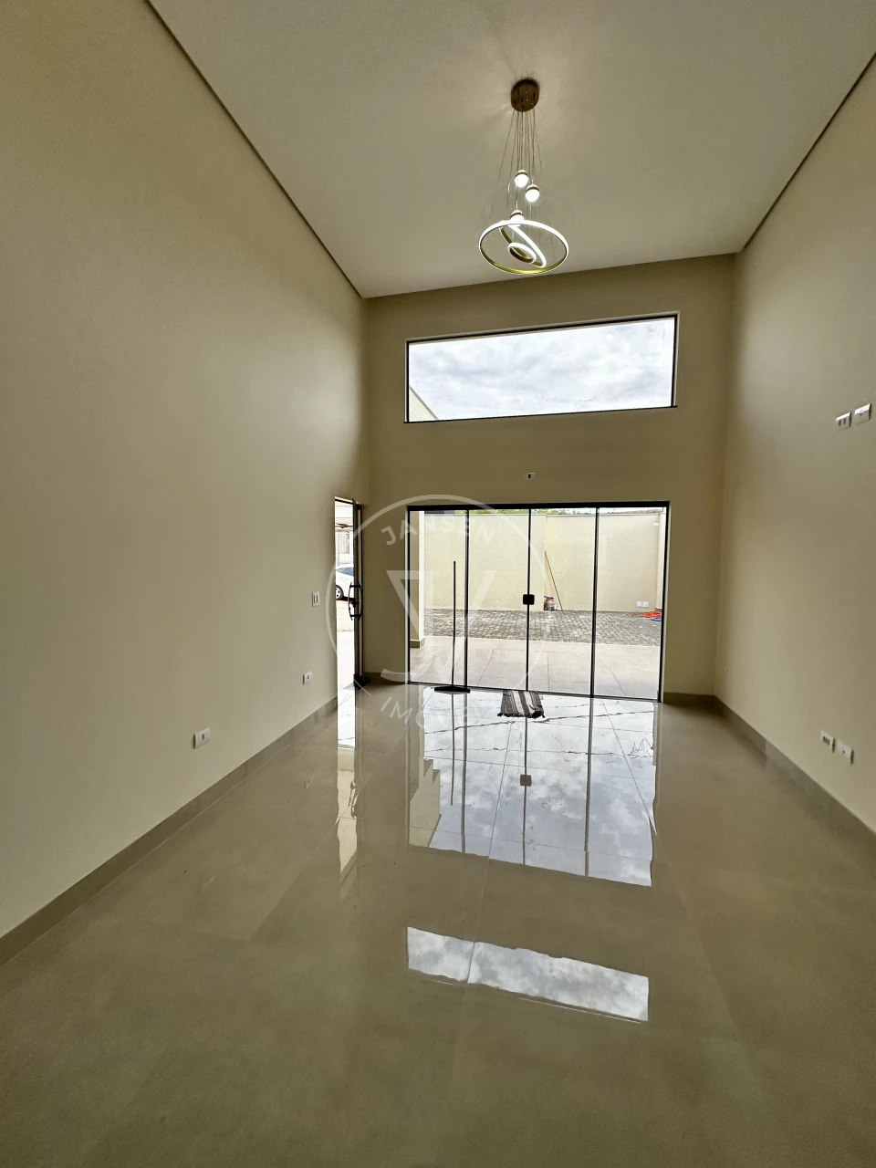 Imagens do imóveis Casa De Alto Padrão A Venda