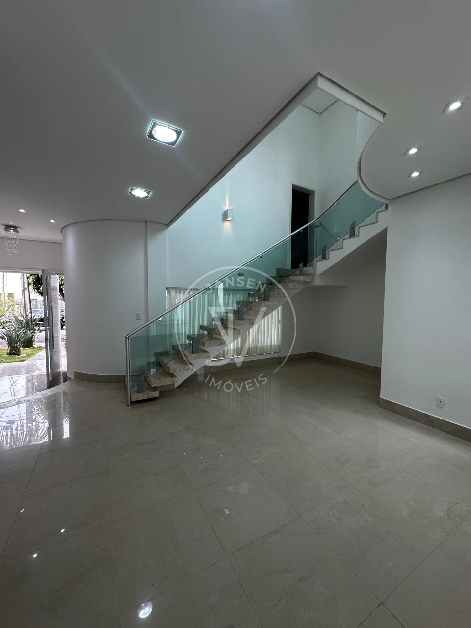 Imagens do imóveis Casa De Alto Padrão a Venda Em Condomínio Fechado