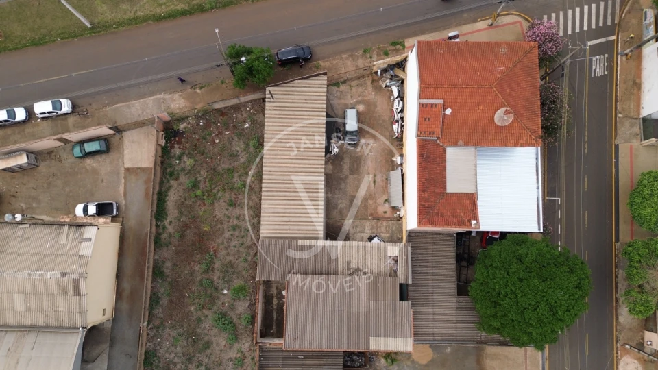 Imagens do imóveis Casa com Barracão comercial