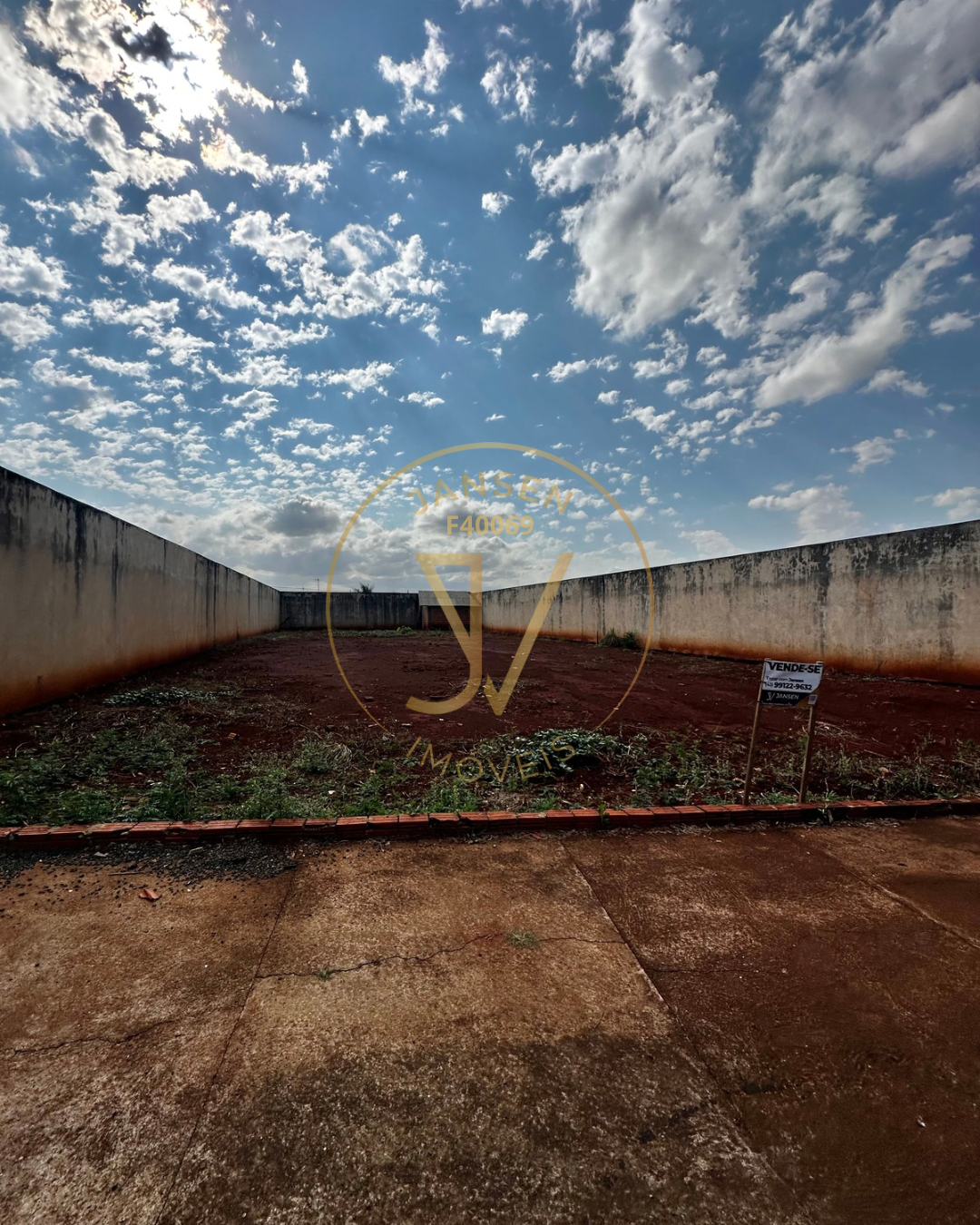 Imagens do imóveis Terreno A Venda Na Região Nobre De Ibiporã