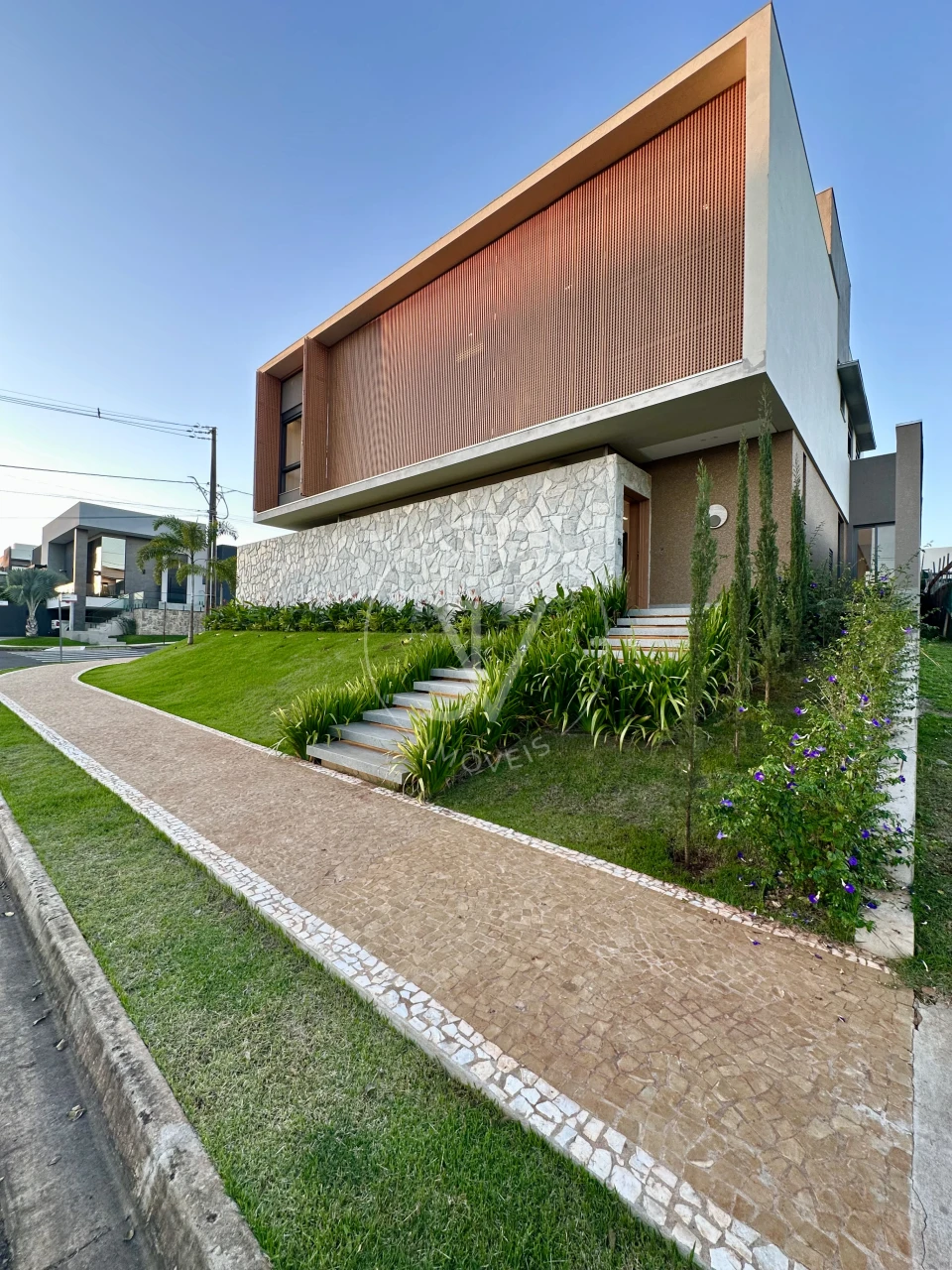 Imagens do imóveis Casa De Alto Padrão A Venda No Condominio Royal Boulevard Em Ibiporã