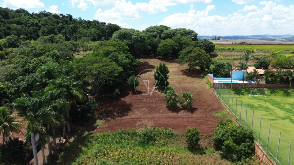 Imagens do imóveis Terreno De Chácara A Venda