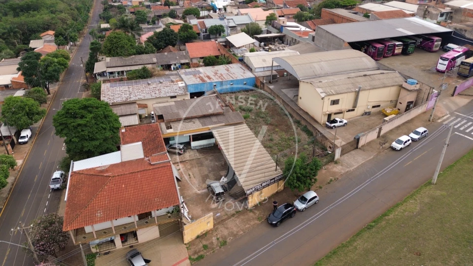 Imagens do imóveis Casa com Barracão comercial