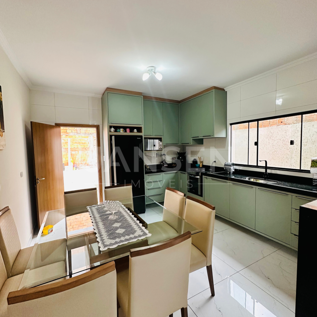 Imagens do imóveis Casa De Alto Padrão A Venda Próximo Ao Centro De Ibiporã