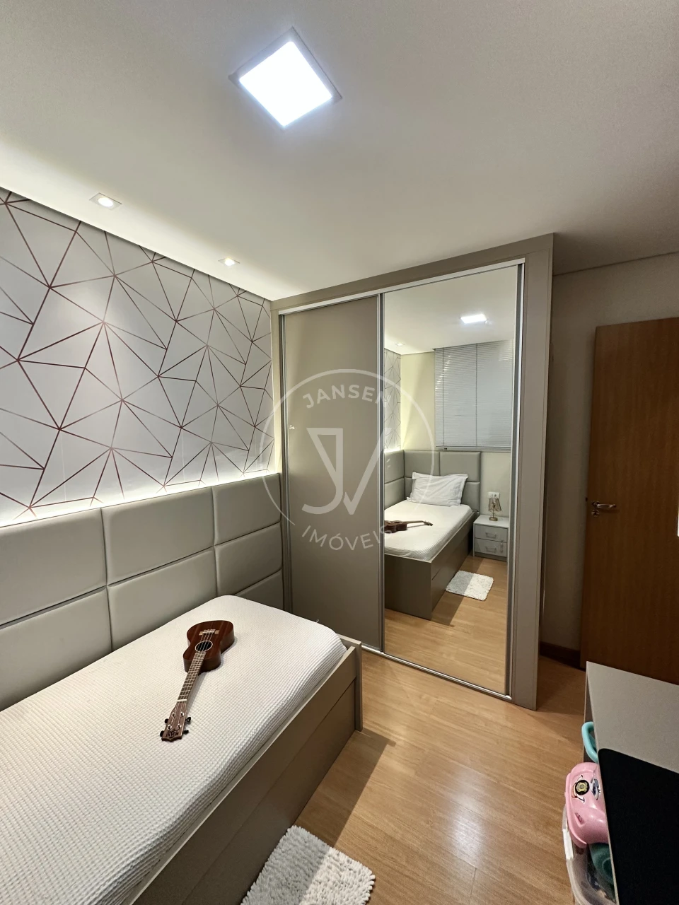 Imagens do imóveis Apartamento Mobiliado A Venda Condomínio Lagoa Dourada acquaville
