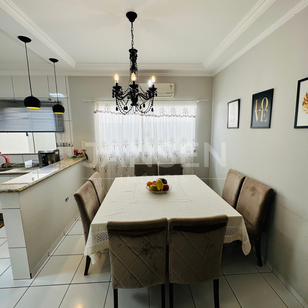 Imagens do imóveis Casa Térrea De Alto Paradão Em Condomínio Fechado