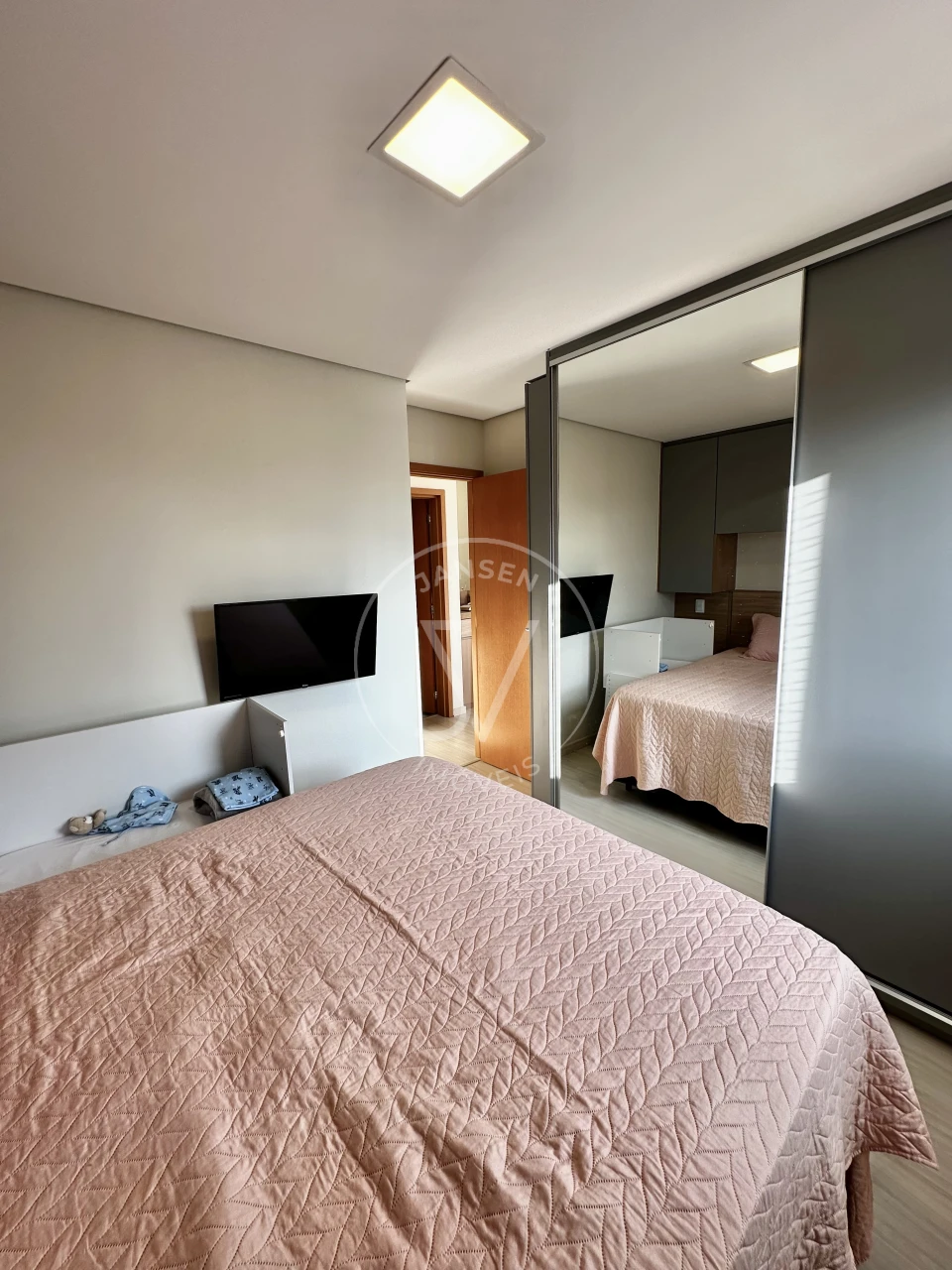 Imagens do imóveis Apartamento Com Fino Acabamento A Venda Residencial Encanto Em Ibiporã