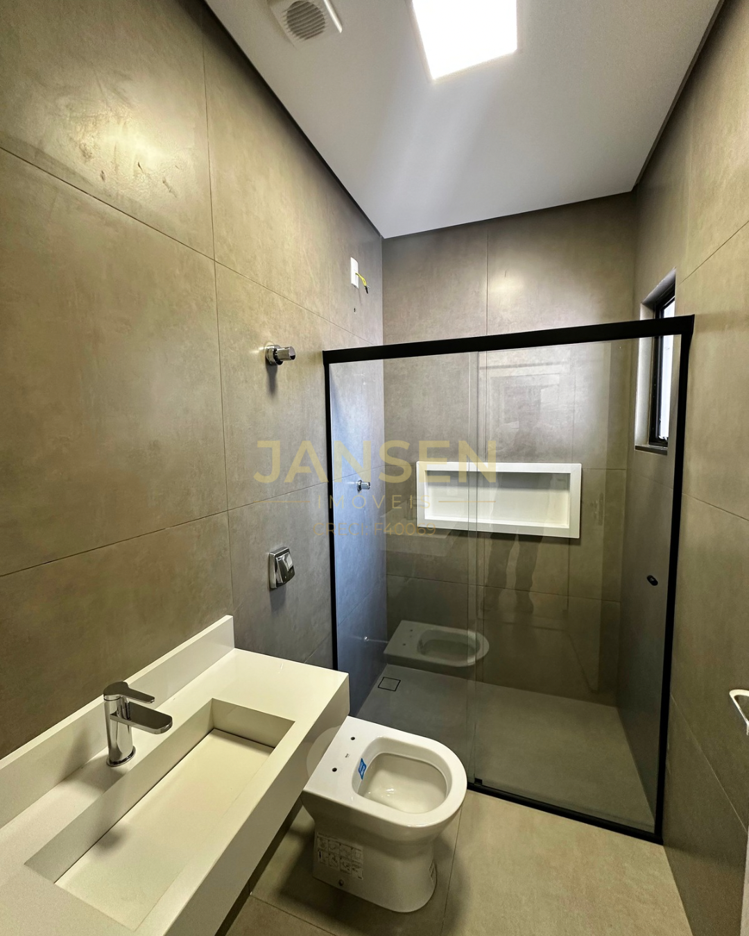 Imagens do imóveis Casa Em Condomínio Á Venda Condominio Royal Boulevard Ibiporã