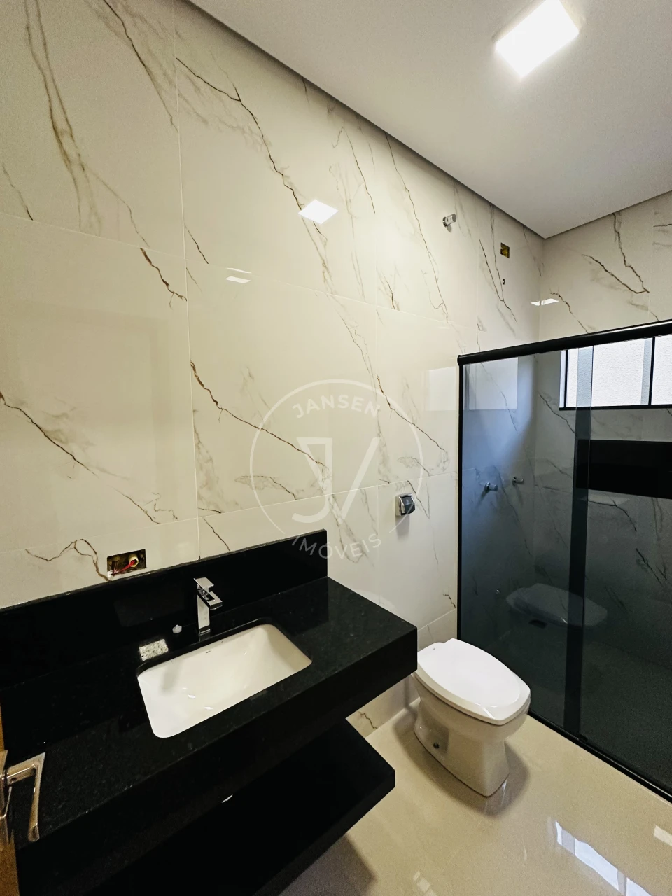 Imagens do imóveis Casa De Alto Padrão A Venda