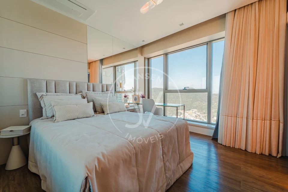 Imagens do imóveis Apartamento De Luxo No Edifício Yachthouse em Balneário Camboriú