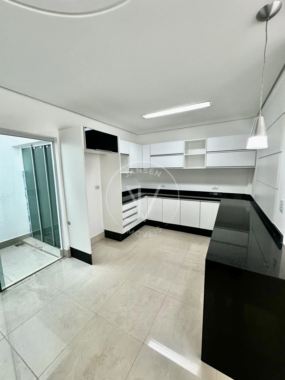 Imagens do imóveis Casa De Alto Padrão a Venda Em Condomínio Fechado