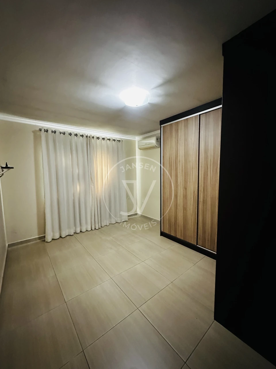 Imagens do imóveis Casa A Venda No Centro De Jataizinho