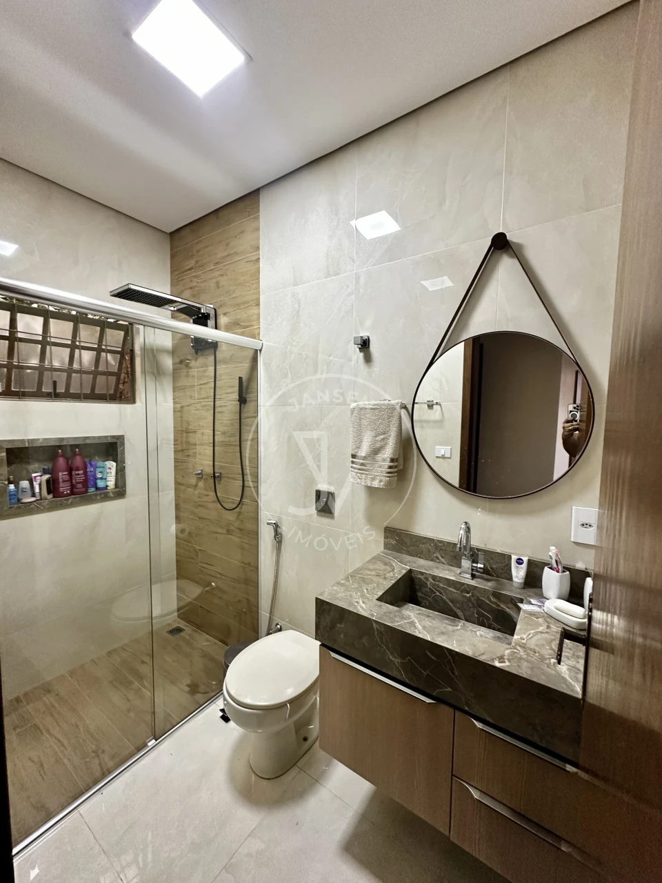 Imagens do imóveis Casa De Alto Padrão A Venda Residencial Quebec Em Ibiporã