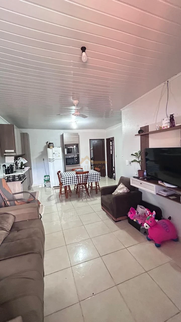 CASA A VENDA