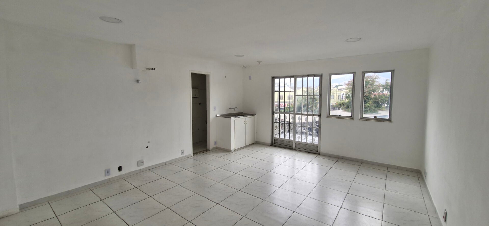 Imóvel comercial para alugar em Campo Grande, Rio de Janeiro - foto 1