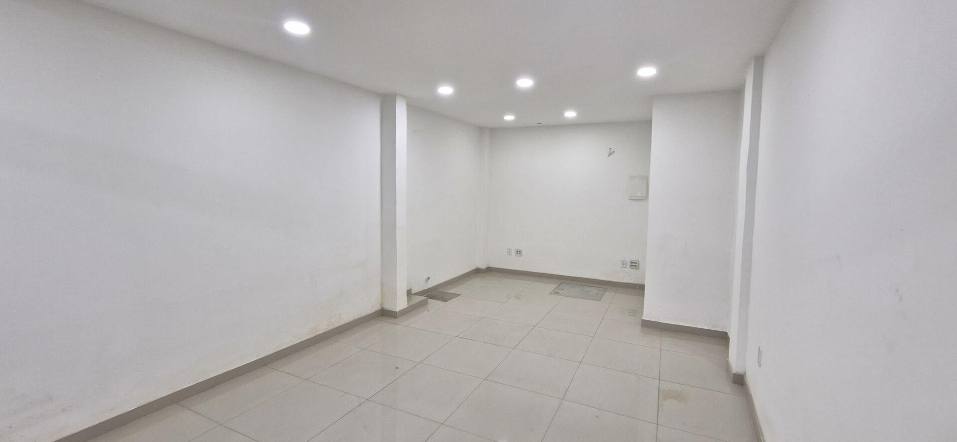 Imóvel comercial para alugar em Campo Grande, Rio de Janeiro — Data Shopping - foto 2