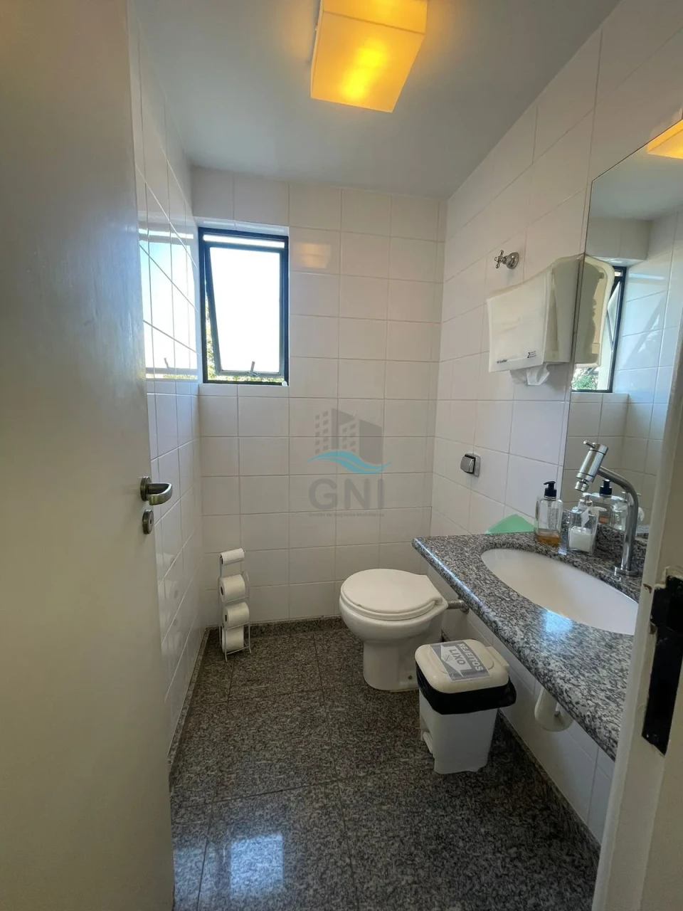 Imagens do imóveis SALA COMERCIAL A VENDA - COMERCIAL PARANOÁ - SOUZA NAVES