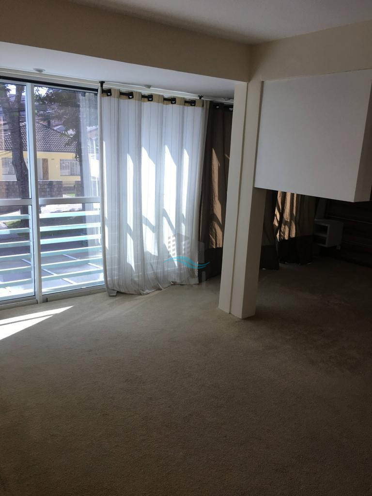 CASA A VENDA - BAIRRO BACACHERI Imagens do imóveis CASA A VENDA - BAIRRO BACACHERI