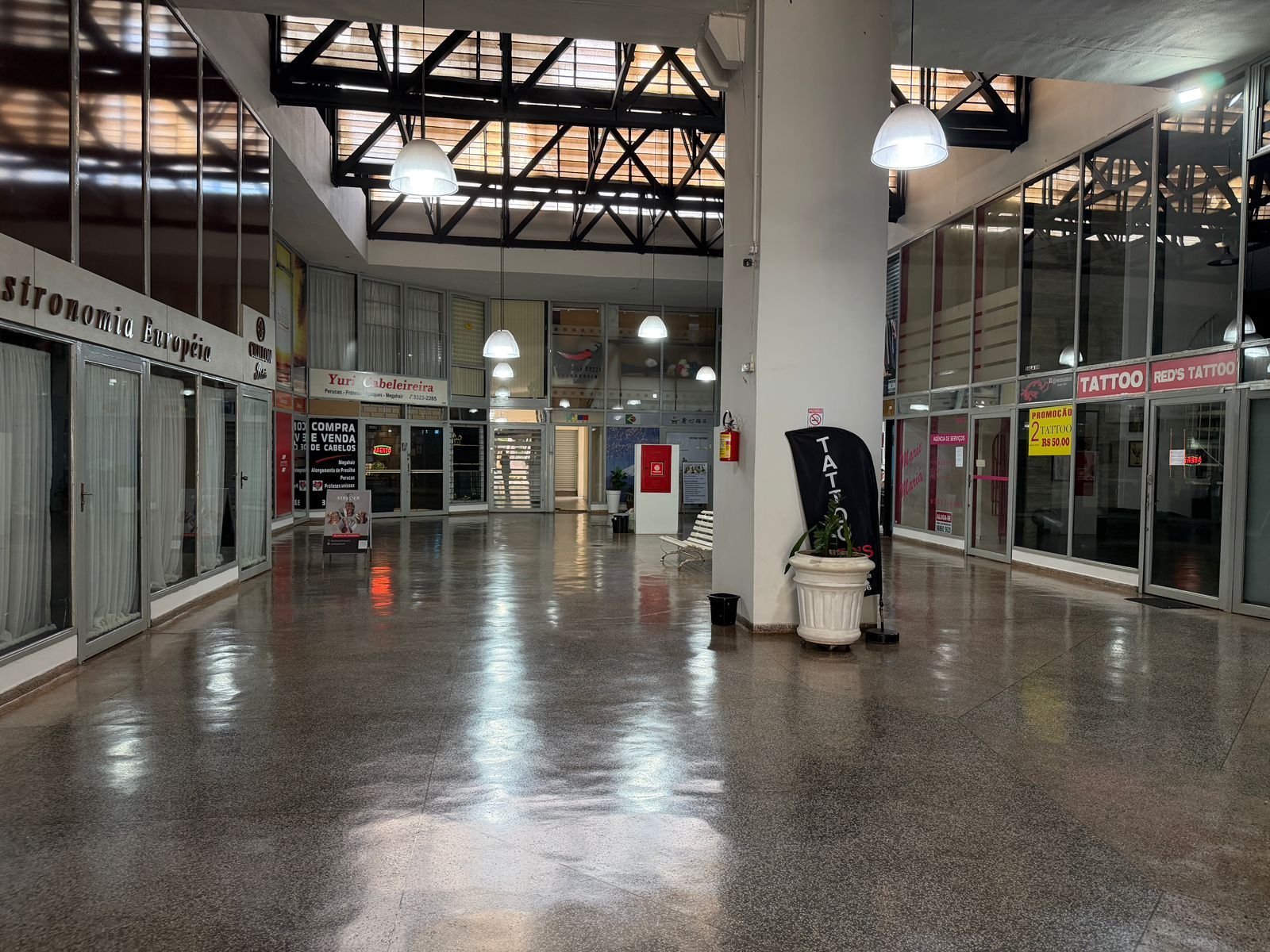 Imagens do imóveis LOJA COMERCIAL A VENDA - SHOPPING GRÃO PARÁ - CENTRO