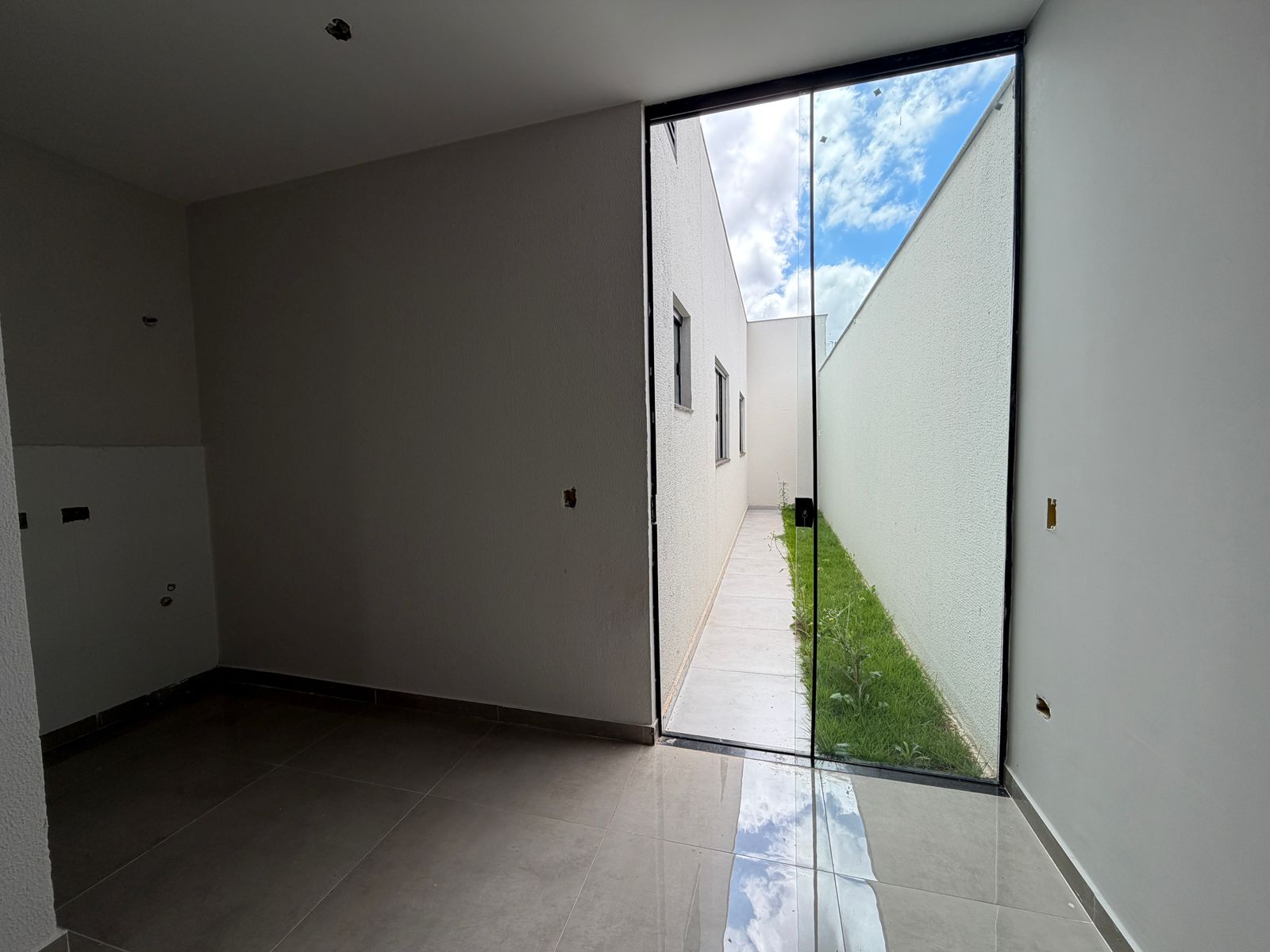 Imagens do imóveis CASA A VENDA - BAIRRO COLUMBIA