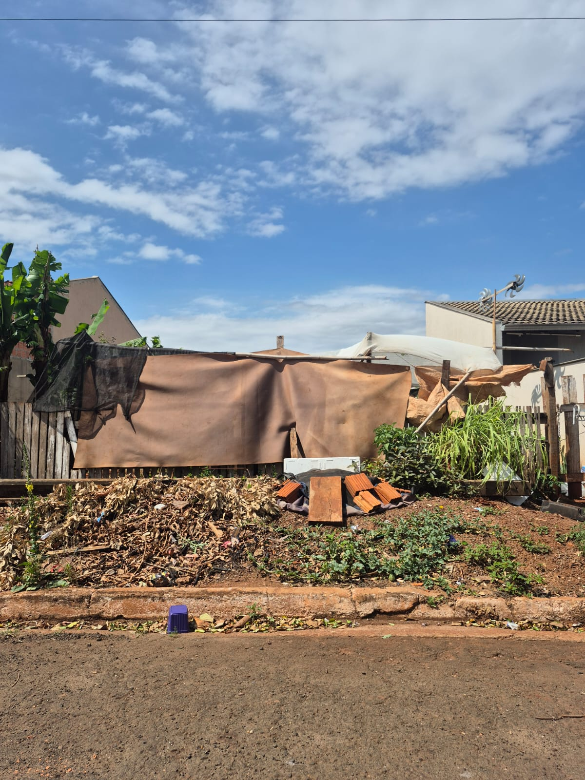 Imagens do imóveis TERRENO A VENDA - JARDIM COLINAS
