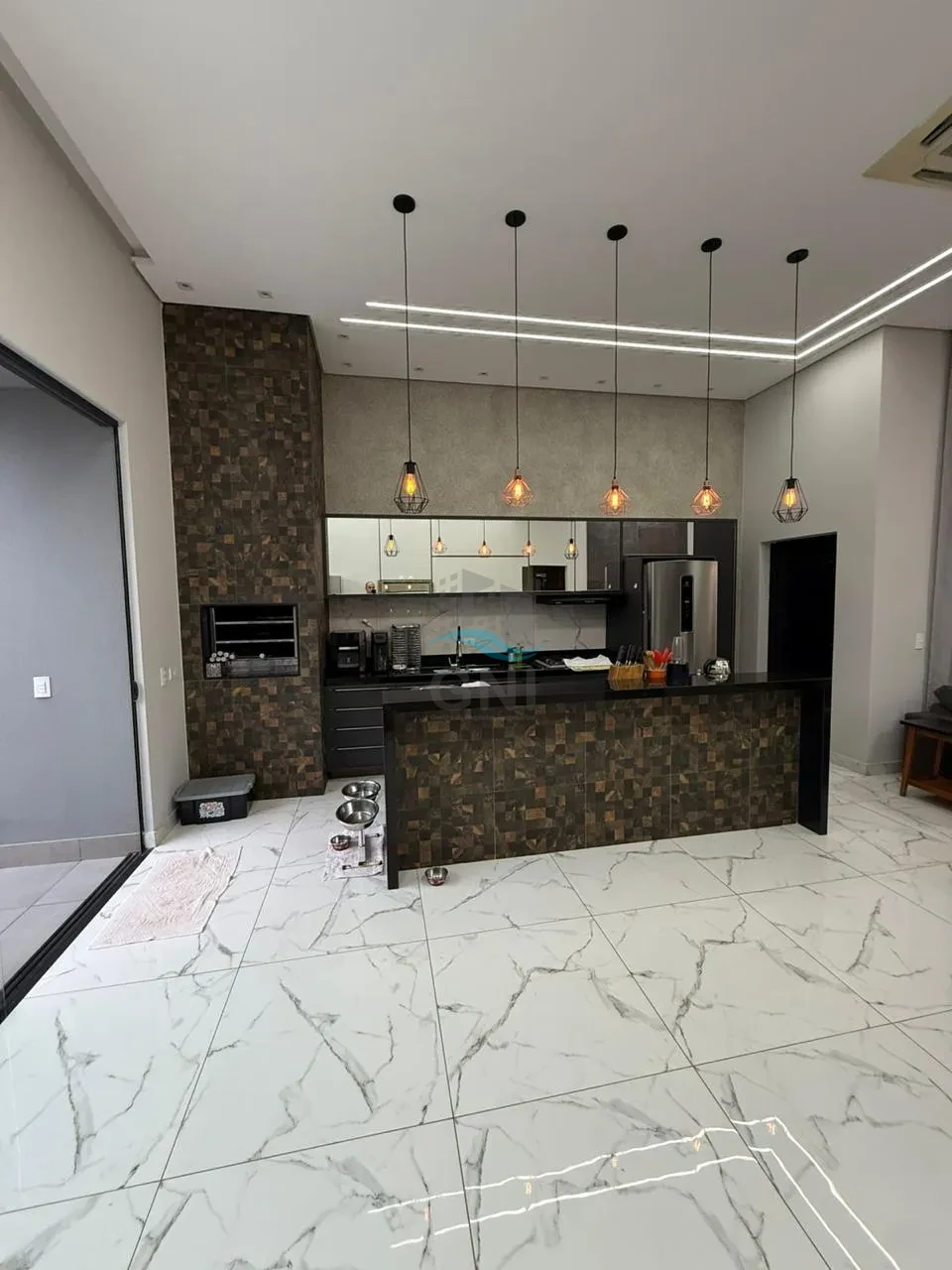 CASA A VENDA - RESIDENCIAL BELLEVIE