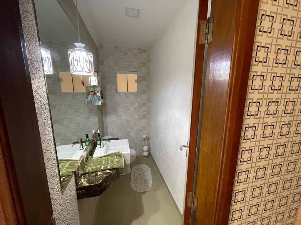 Imagens do imóveis CASA A VENDA - JARDIM BANDEIRANTES