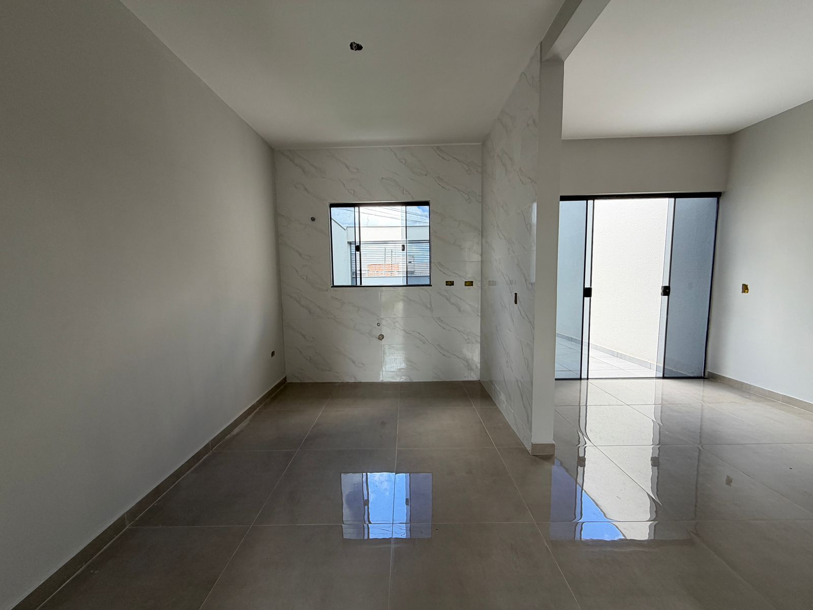 Imagens do imóveis CASA A VENDA - BAIRRO COLUMBIA