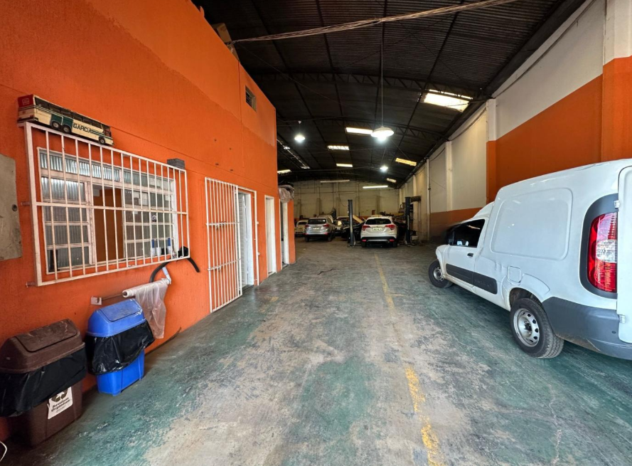 BARRACÃO PARA LOCAÇÃO - AVENIDA DEZ DE DEZEMBRO Imagens do imóveis BARRACÃO PARA LOCAÇÃO - AVENIDA DEZ DE DEZEMBRO