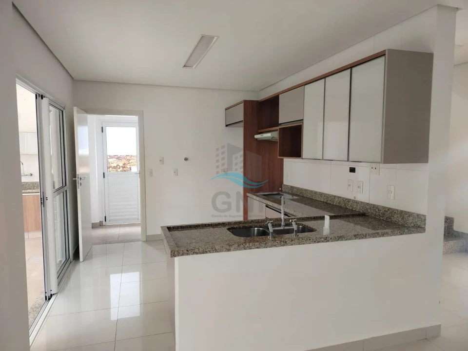 CASA PARA LOCAÇÃO - CONDOMINIO ROYAL MAISON
