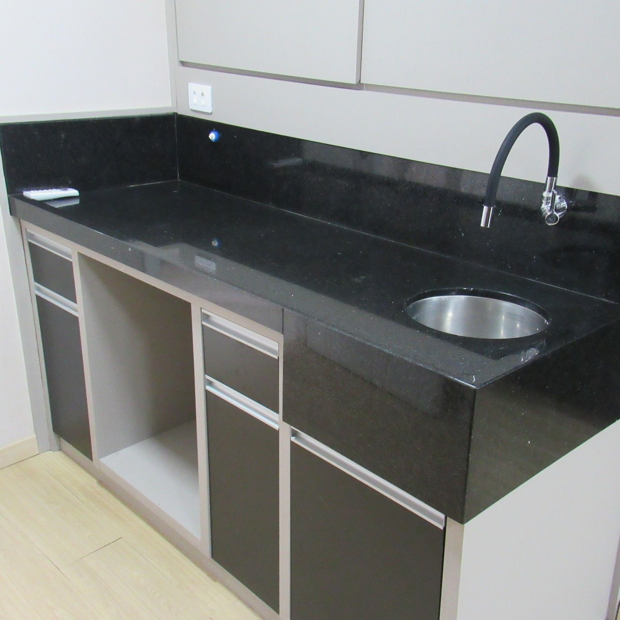 SALA COMERCIAL PARA LOCAÇÃO - EDIFICIO PALHANO BUSINESS CENTER Imagens do imóveis SALA COMERCIAL PARA LOCAÇÃO - EDIFICIO PALHANO BUSINESS CENTER