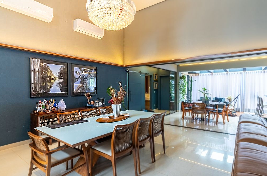 Imagens do imóveis CASA A VENDA - CONDOMÍNIO VILLAGE PREMIUM