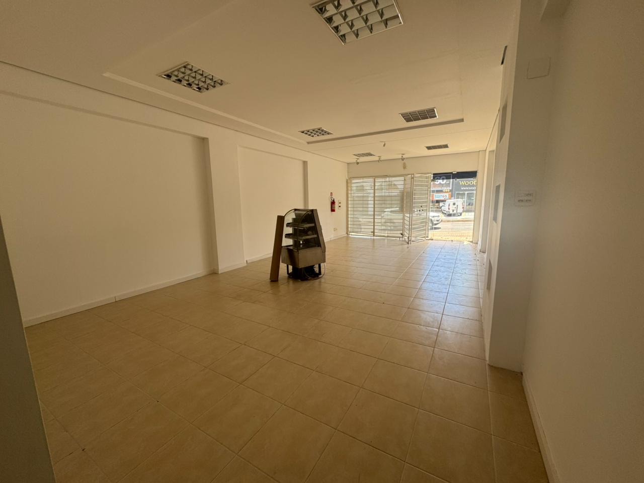 Imagens do imóveis LOJA COMERCIAL PARA LOCAÇÃO - EDIFICIO COMERCIAL MARINGA