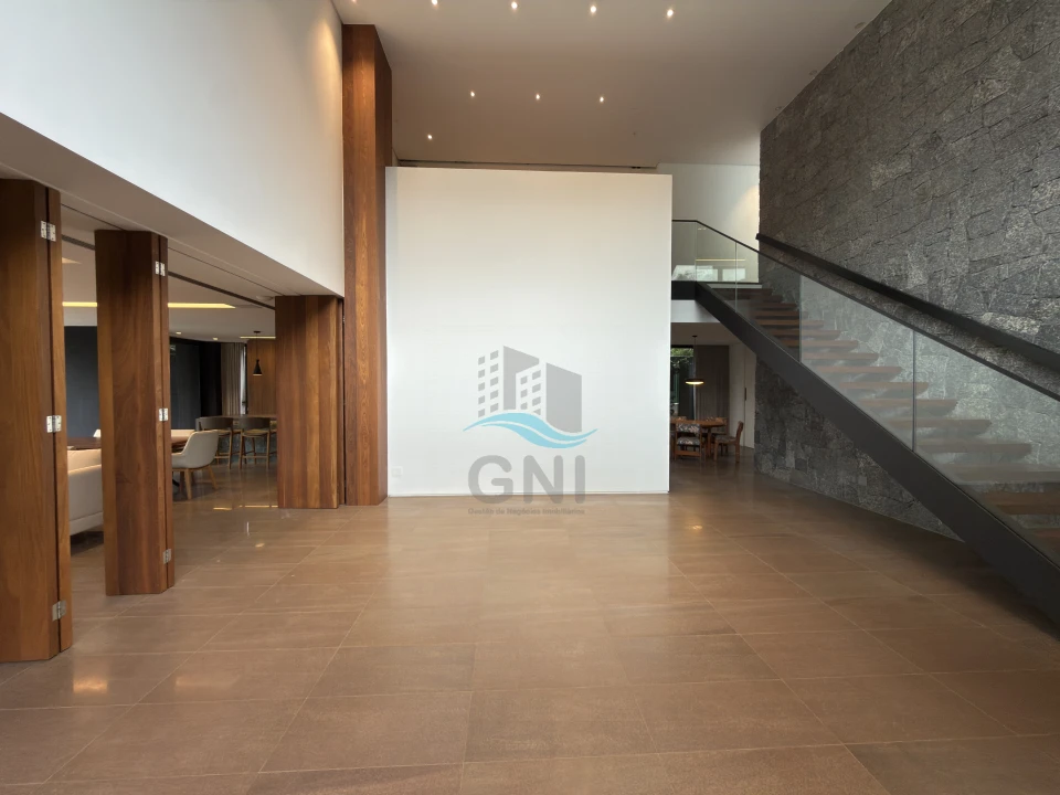 Imagens do imóveis CASA A VENDA - CONDOMINIO ROYAL PARK