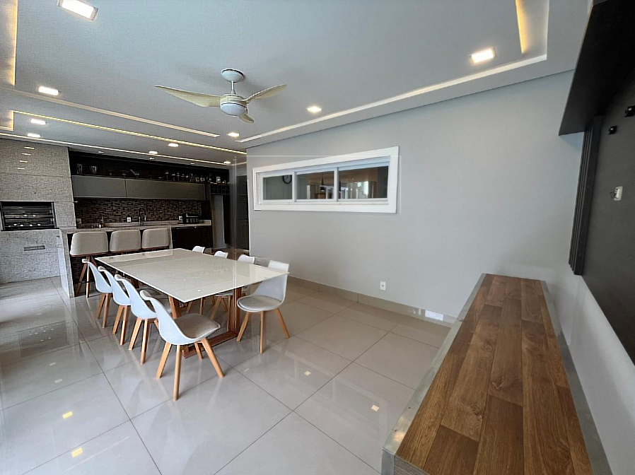 Imagens do imóveis CASA A VENDA - CONDOMÍNIO SUN LAKE RESIDENCE