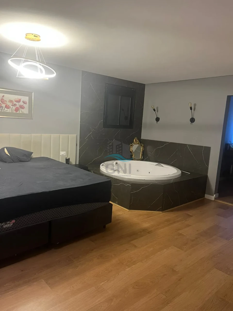 Imagens do imóveis CASA A VENDA - CONDOMINIO ROYAL FOREST