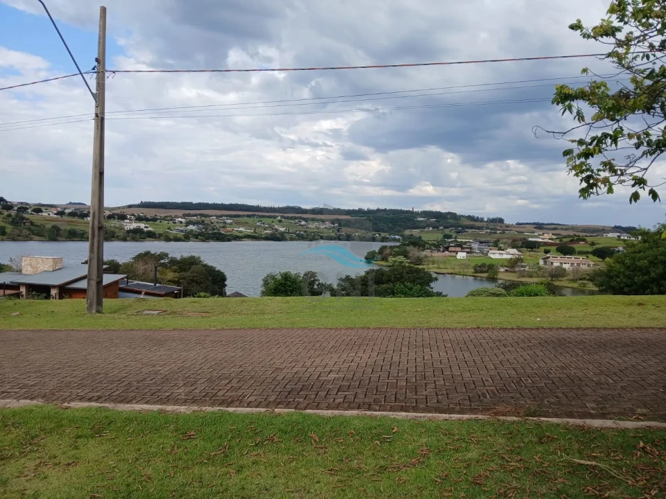 TERRENO A VENDA - CONDOMINIO ECOVILLAS DO LAGO