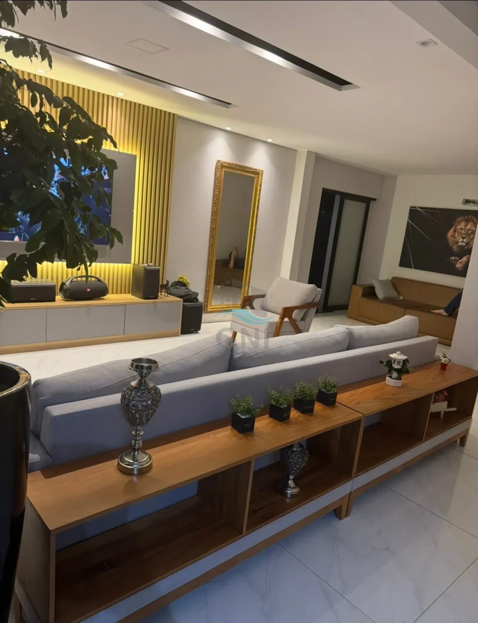 Imagens do imóveis CASA A VENDA - CONDOMINIO ROYAL FOREST