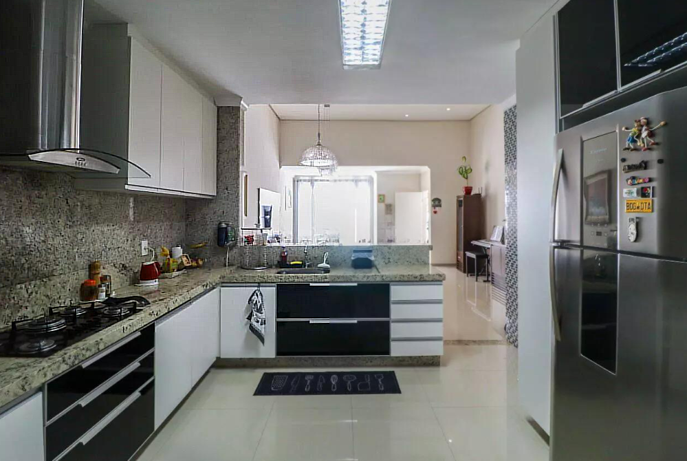Imagens do imóveis CASA A VENDA - CONDOMÍNIO GOLDEN HILL RESIDENCE