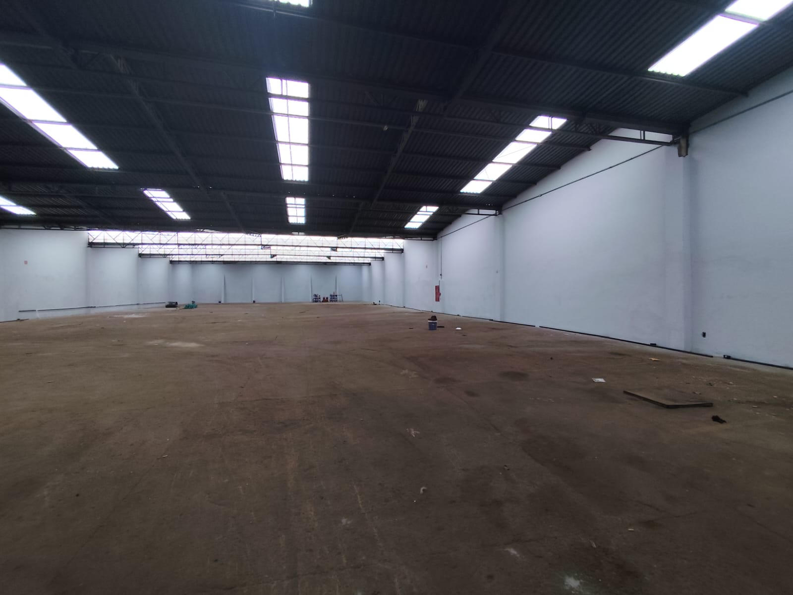 BARRACAO PARA LOCAÇÃO - AVENIDA DEZ DE DEZEMBRO Imagens do imóveis BARRACAO PARA LOCAÇÃO - AVENIDA DEZ DE DEZEMBRO