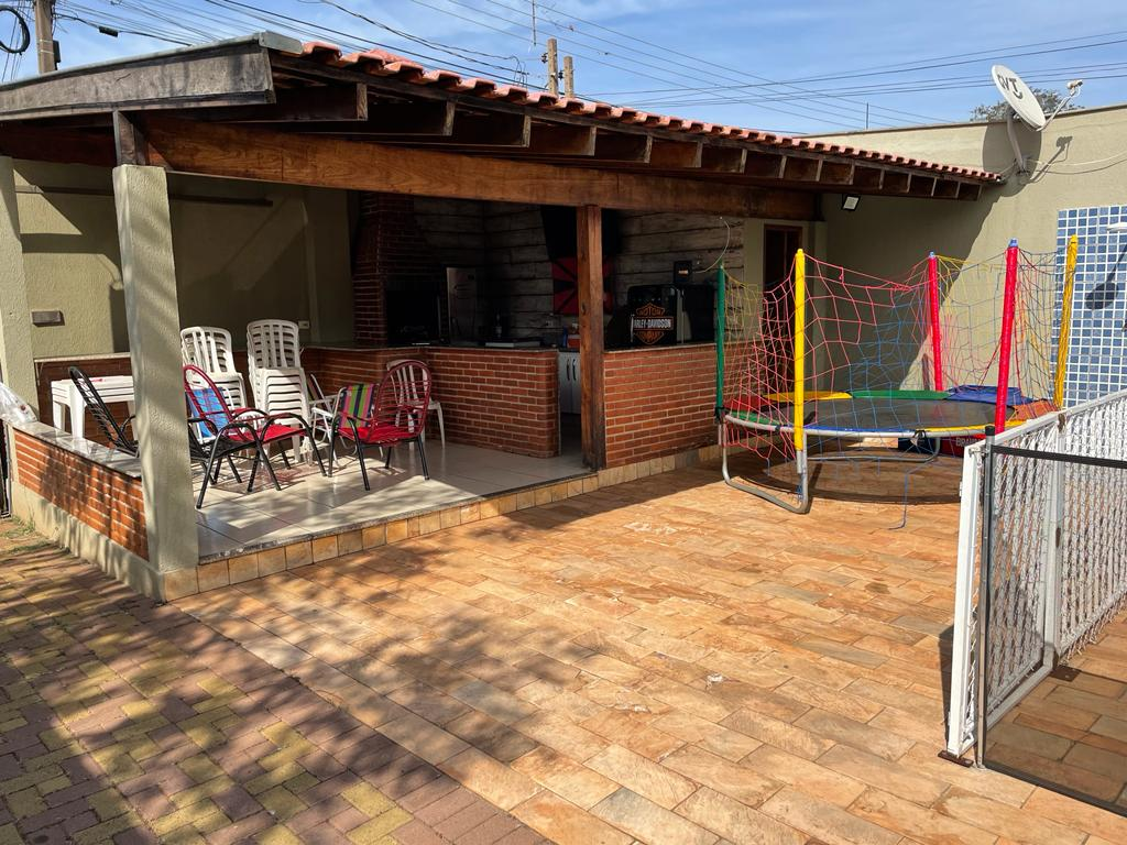 CASA A VENDA - JARDIM BANDEIRANTES Imagens do imóveis CASA A VENDA - JARDIM BANDEIRANTES